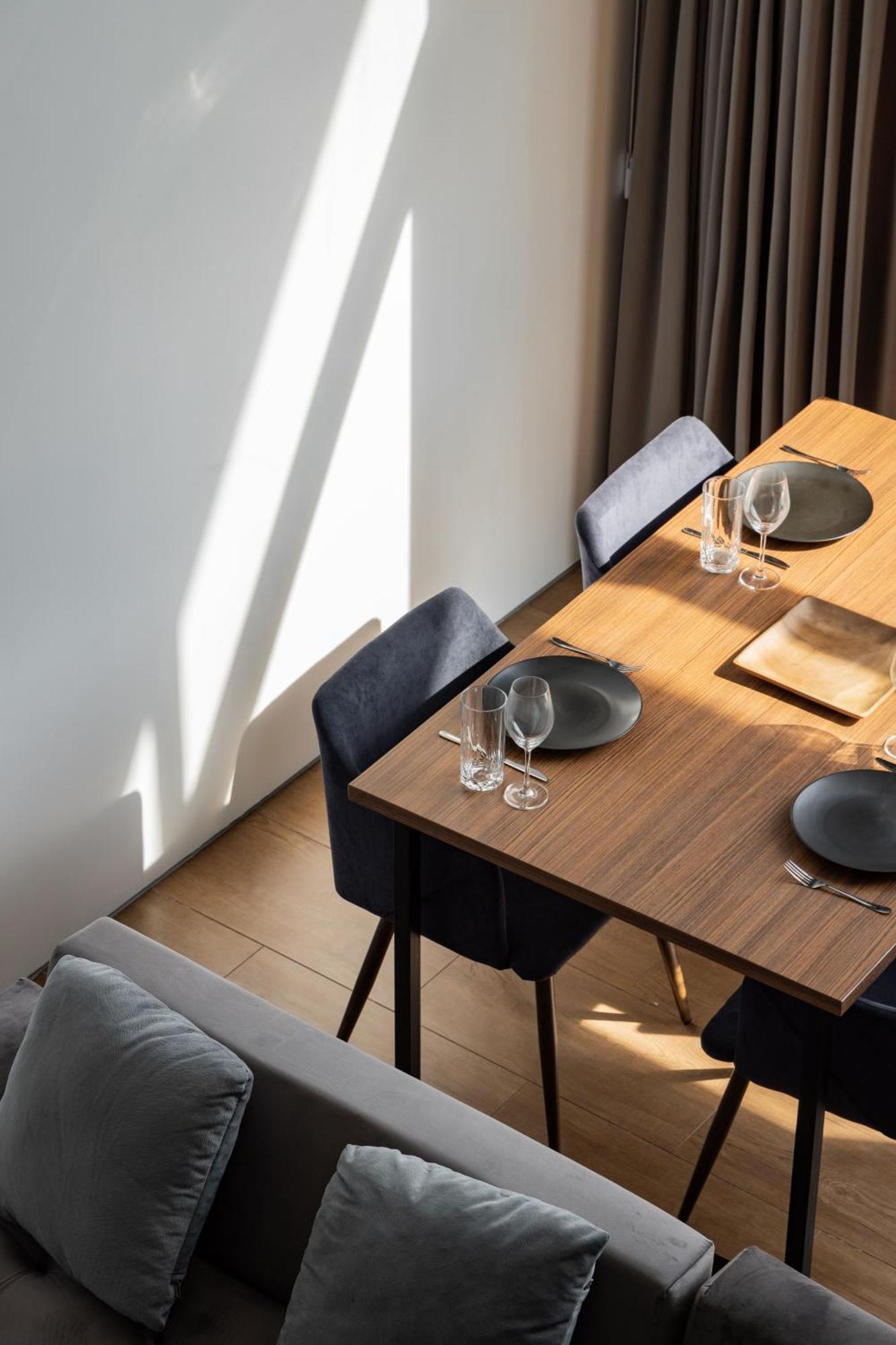 Apartment Premier Canggu Area With Gym Coworking Parking Security And Full Services